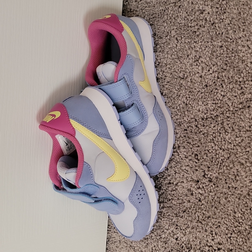 Little Kid Sneaker